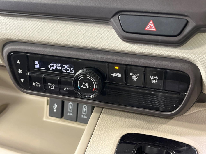 2018 Honda N-BOX DBA-JF3 (UW-6a36043d6fb43)[23]
