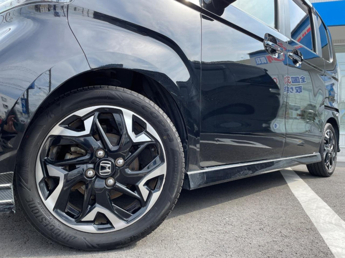 2017 Honda N-BOX CUSTOM DBA-JF3 (UW-6a3604414afab)[6]