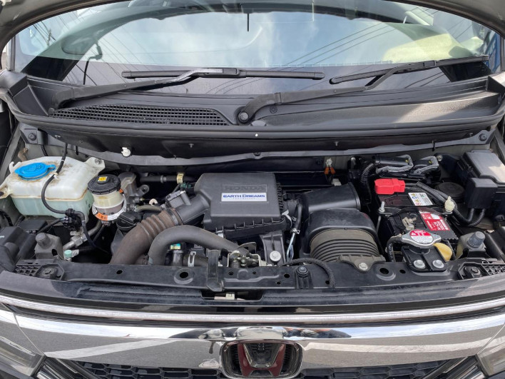2017 Honda N-BOX CUSTOM DBA-JF3 (UW-6a3604414afab)[5]
