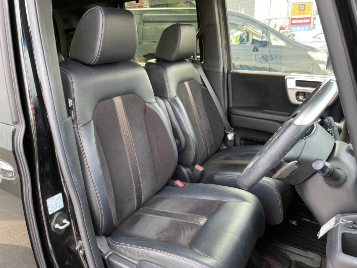2017 Honda N-BOX CUSTOM DBA-JF3 (UW-6a3604414afab)[15]