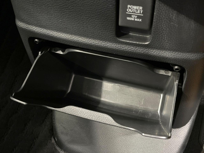 2021 Honda N-BOX CUSTOM 6BA-JF3 (UW-6a36044310488)[29]