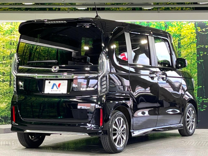 2021 Honda N-BOX CUSTOM 6BA-JF3 (UW-6a360445dc29a)[9]