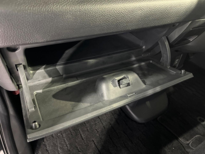 2021 Honda N-BOX CUSTOM 6BA-JF3 (UW-6a360445dc29a)[24]