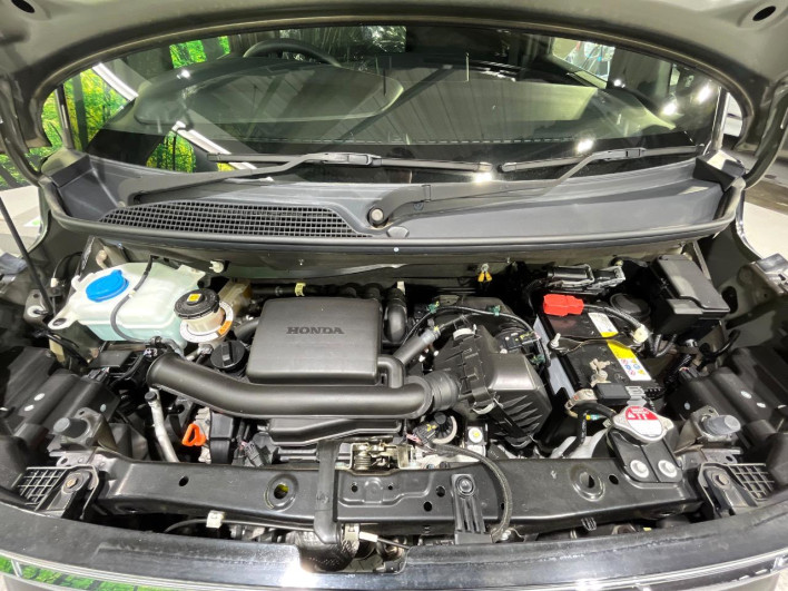 2021 Honda N-BOX CUSTOM 6BA-JF3 (UW-6a360445dc29a)[4]