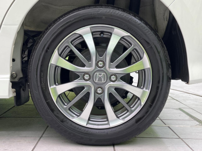2022 Honda N-BOX CUSTOM 6BA-JF3 (UW-6a36044747b49)[10]