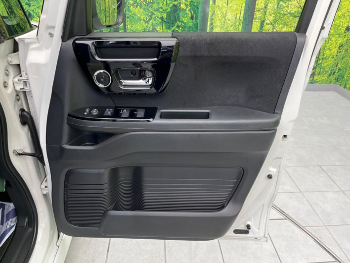 2022 Honda N-BOX CUSTOM 6BA-JF3 (UW-6a36044747b49)[22]