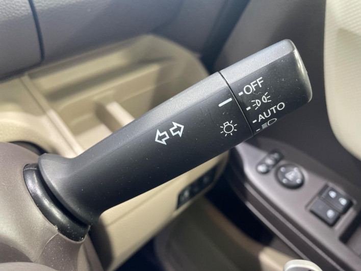 2017 Honda N-BOX DBA-JF4 (UW-6a36044adf2d2)[12]