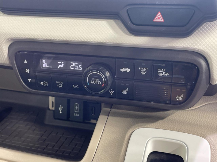 2017 Honda N-BOX DBA-JF4 (UW-6a36044adf2d2)[18]