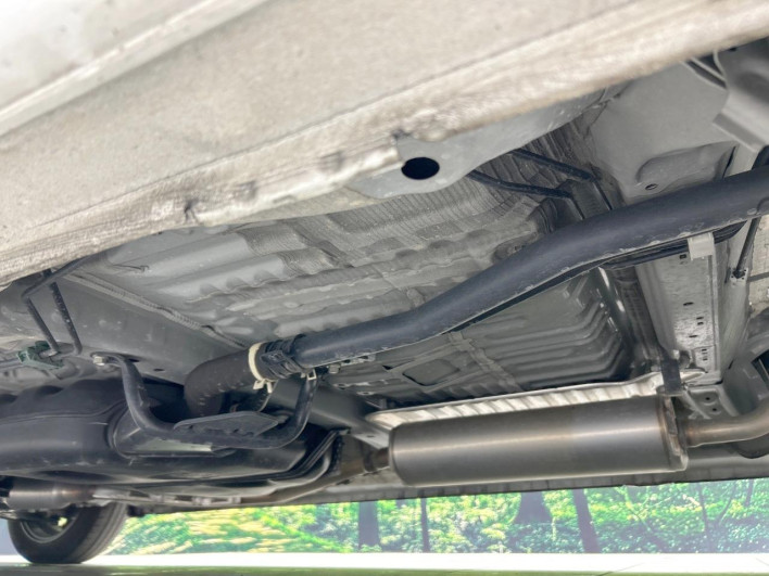2024 Honda N-BOX CUSTOM 6BA-JF5 (UW-6a3604502d7f7)[21]