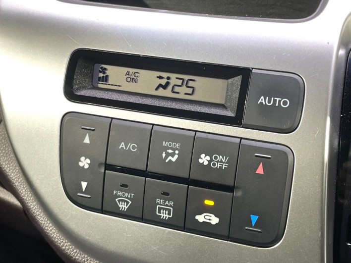 2014 Honda N-WGN Custom DBA-JH1 (UW-6a36045d8ca32)[20]