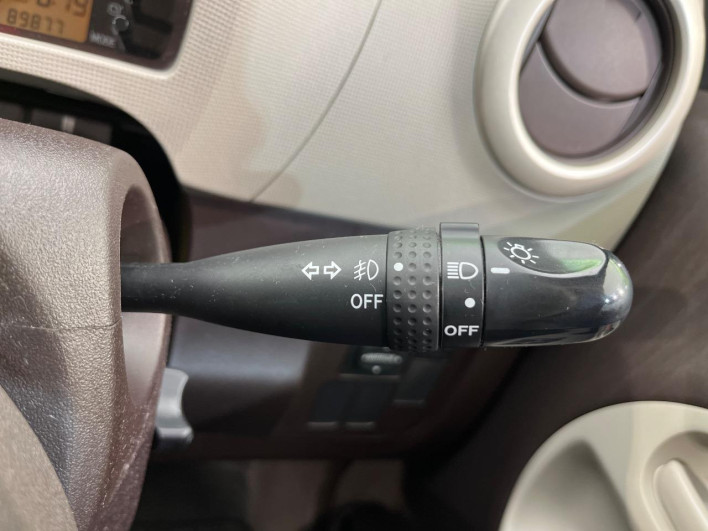 2013 Toyota Passo DBA-KGC30 (UW-6a36046d8432f)[26]