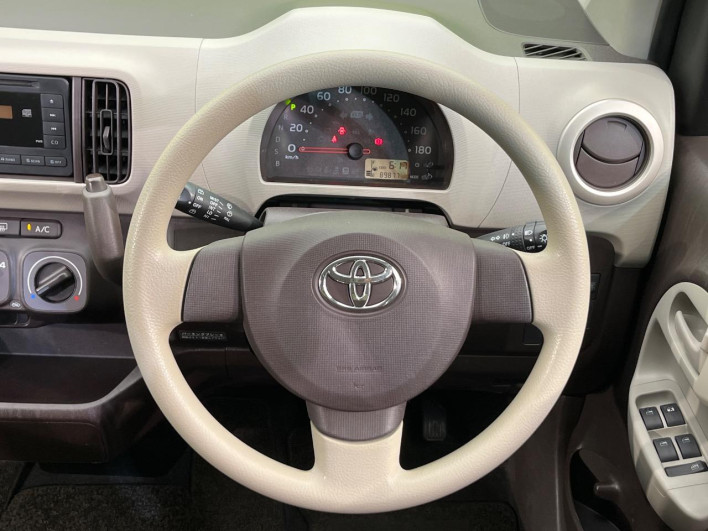 2013 Toyota Passo DBA-KGC30 (UW-6a36046d8432f)[17]