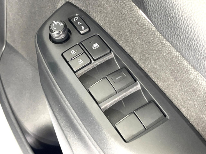 2020 Toyota Yaris 5BA-KSP210 (UW-6a3604707924f)[23]