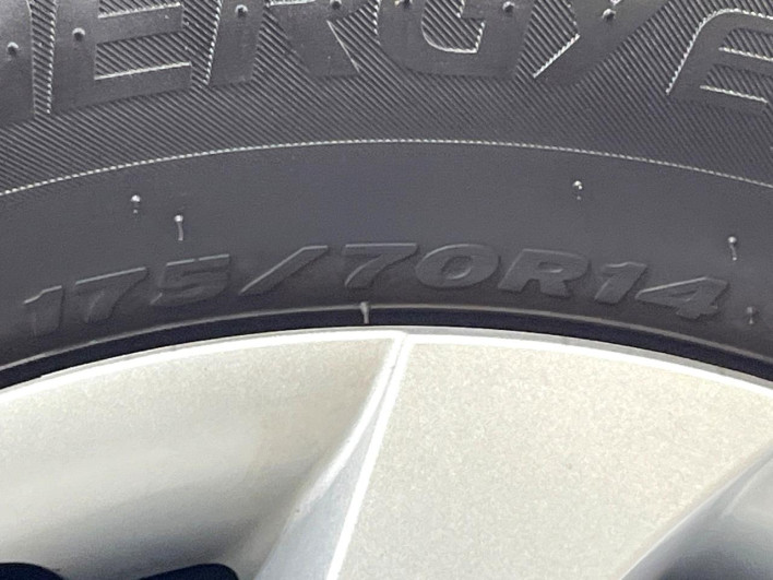2020 Toyota Yaris 5BA-KSP210 (UW-6a3604707924f)[12]