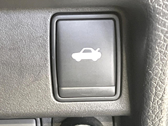 2016 Nissan Teana DBA-L33 (UW-6a360472c43c2)[28]
