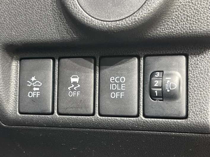 2016 Daihatsu Move DBA-LA150S (UW-6a36047876227)[17]
