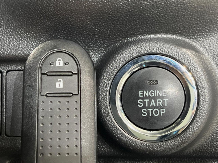 2016 Daihatsu Cast DBA-LA250S (UW-6a36047ac7205)[22]