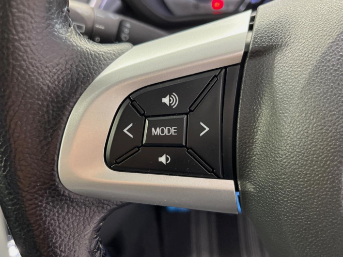 2016 Daihatsu Cast DBA-LA250S (UW-6a36047ac7205)[29]