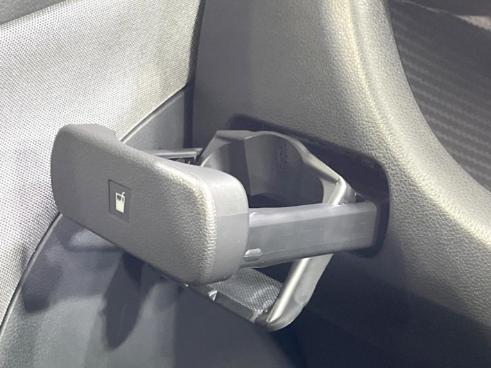 2017 Daihatsu Cast DBA-LA250S (UW-6a36047b4d5b3)[26]