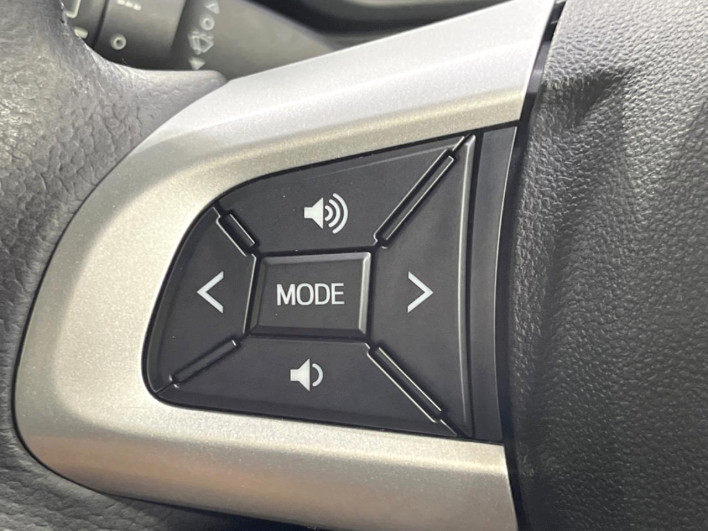 2017 Daihatsu Cast DBA-LA250S (UW-6a36047b4d5b3)[18]