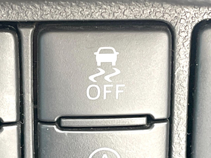 2018 Daihatsu Cast DBA-LA250S (UW-6a36047cae109)[28]