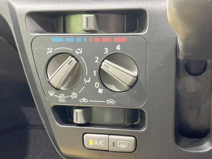 2018 Daihatsu Mirai Ease DBA-LA350S (UW-6a36048042bb5)[24]