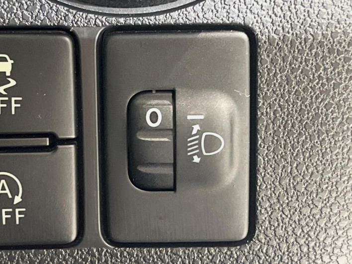2021 Daihatsu Mirai Ease 5BA-LA350S (UW-6a36048269f9b)[23]
