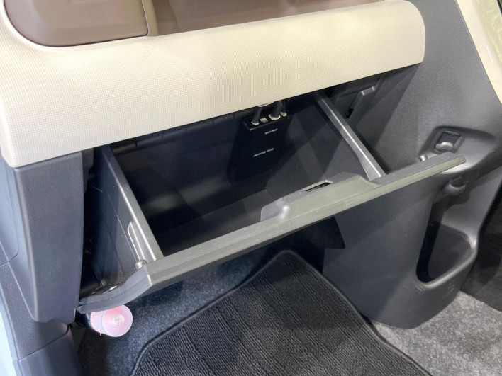 2018 Daihatsu Move Canbus 5BA-LA810S (UW-6a360499167e3)[27]