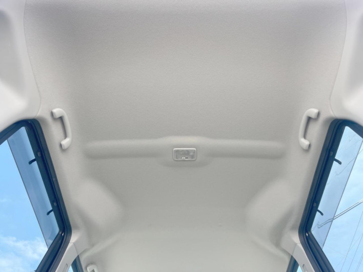 2017 Suzuki Spacia Custom Z DAA-MK42S (UW-6a3604cd936f6)[26]