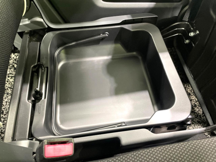 2014 Suzuki Hustler DBA-MR31S (UW-6a3604ddc6ddf)[21]