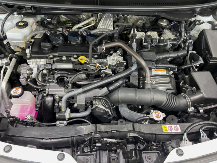 2020 Toyota Yaris Cross 6AA-MXPJ10 (UW-6a3604fae63c5)[4]