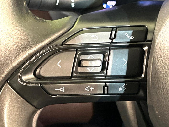 2022 Toyota Yaris Cross 6AA-MXPJ15 (UW-6a3604ffb40ff)[21]
