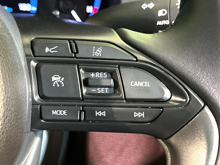 2022 Toyota Yaris Cross 6AA-MXPJ15 (UW-6a3604ffb40ff)[22]