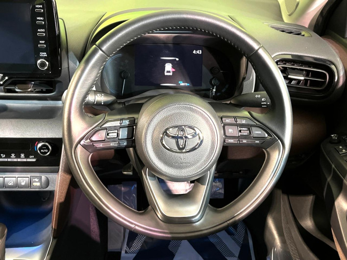 2022 Toyota Yaris Cross 6AA-MXPJ15 (UW-6a3604ffb40ff)[5]