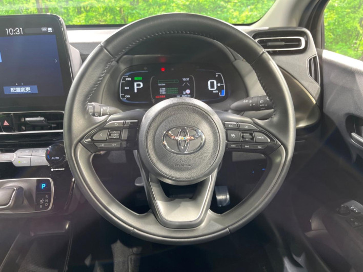 2021 Toyota Aqua 6AA-MXPK11 (UW-6a360501761e4)[25]