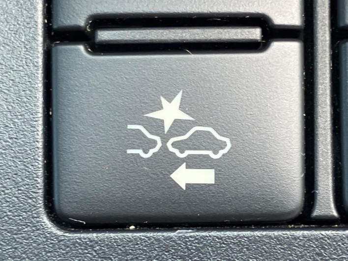 2019 Toyota Sienta DBA-NCP175G (UW-6a3605236c339)[15]