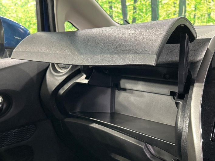 2015 Nissan Note DBA-NE12 (UW-6a360524acc3d)[13]