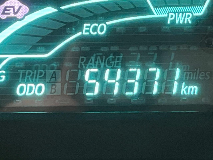 2013 Toyota Aqua DAA-NHP10 (UW-6a360526342bd)[2]