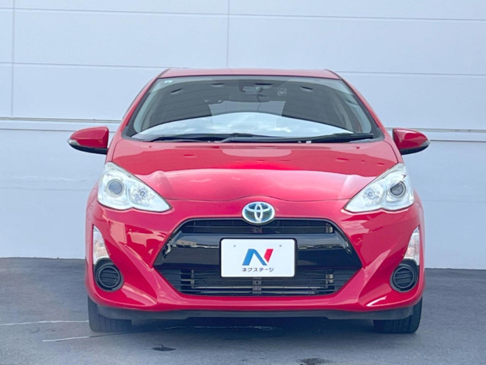 2015 Toyota Aqua DAA-NHP10 (UW-6a36052828081)[10]