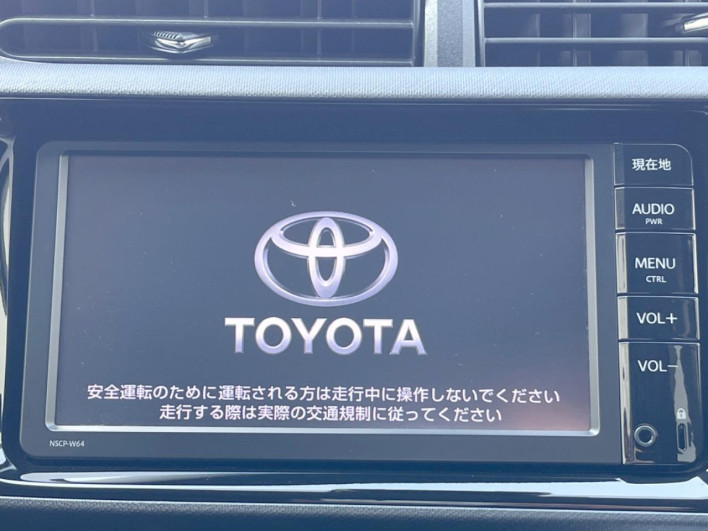 2015 Toyota Aqua DAA-NHP10 (UW-6a36052828081)[9]