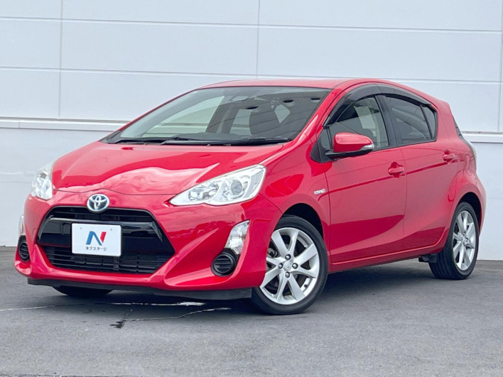 2015 Toyota Aqua DAA-NHP10 (UW-6a36052828081)[0]