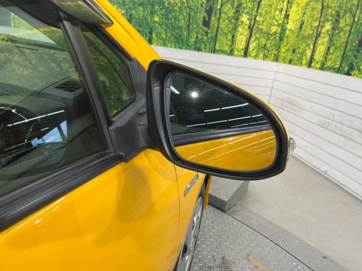 2016 Toyota Aqua DAA-NHP10 (UW-6a3605286a2f4)[19]