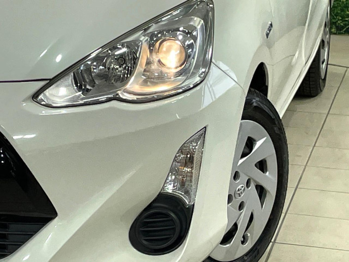 2016 Toyota Aqua DAA-NHP10 (UW-6a36052a1f9d6)[9]