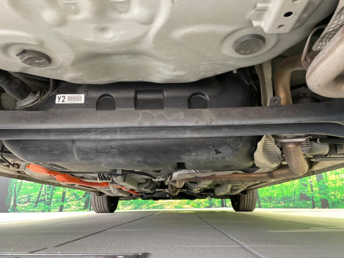 2019 Toyota Aqua DAA-NHP10 (UW-6a36052a7aeab)[10]