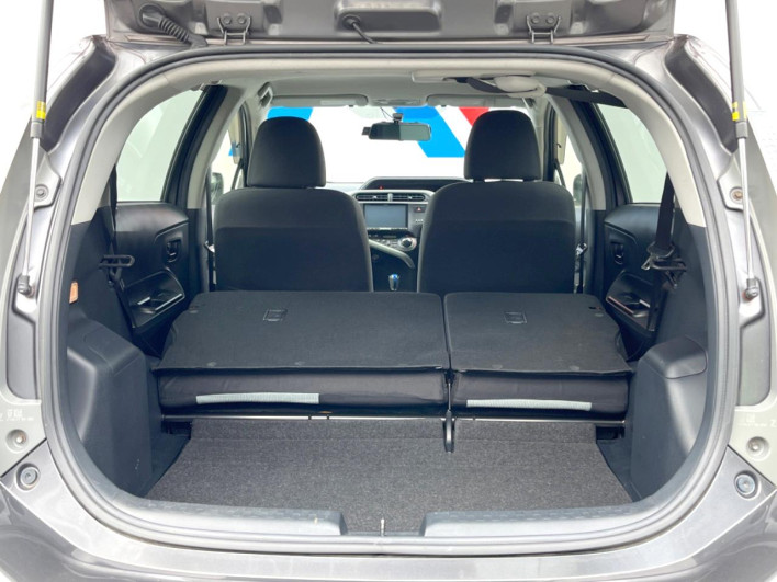 2014 Toyota Aqua DAA-NHP10 (UW-6a36052ce8484)[17]