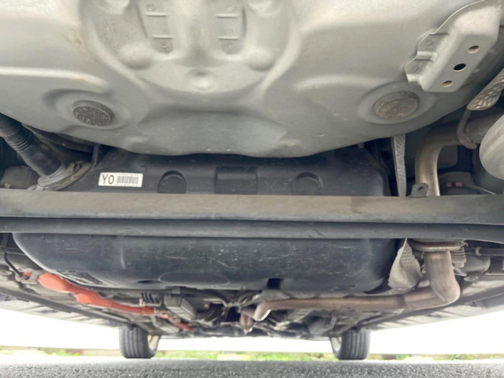 2014 Toyota Aqua DAA-NHP10 (UW-6a36052ce8484)[13]