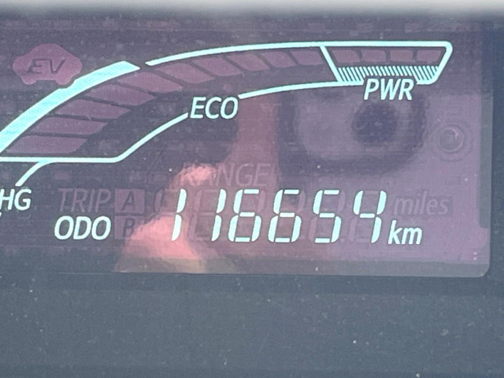 2014 Toyota Aqua DAA-NHP10 (UW-6a36052ce8484)[2]