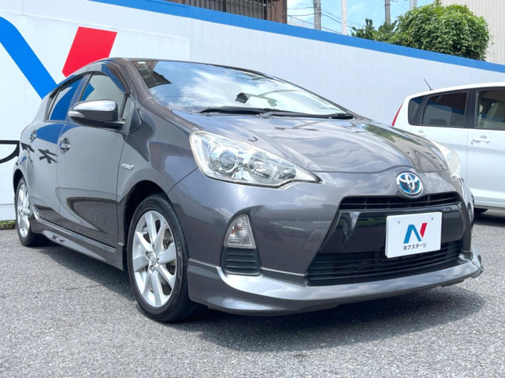 2014 Toyota Aqua DAA-NHP10 (UW-6a36052ce8484)[25]