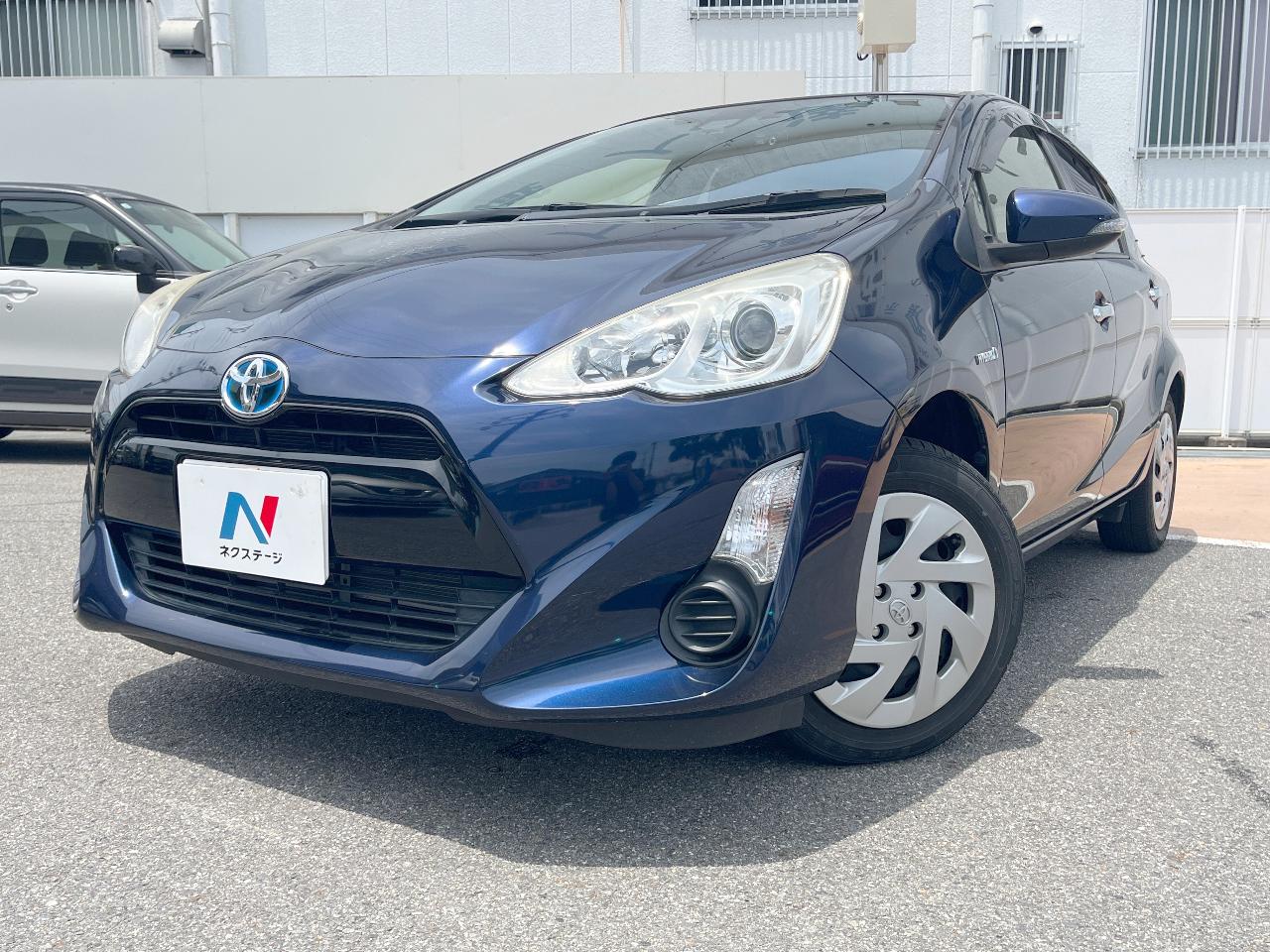 2016 Toyota Aqua DAA-NHP10