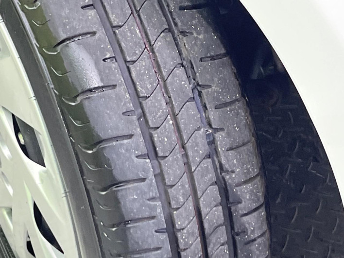 2017 Toyota Aqua DAA-NHP10 (UW-6a36052ea0b59)[8]